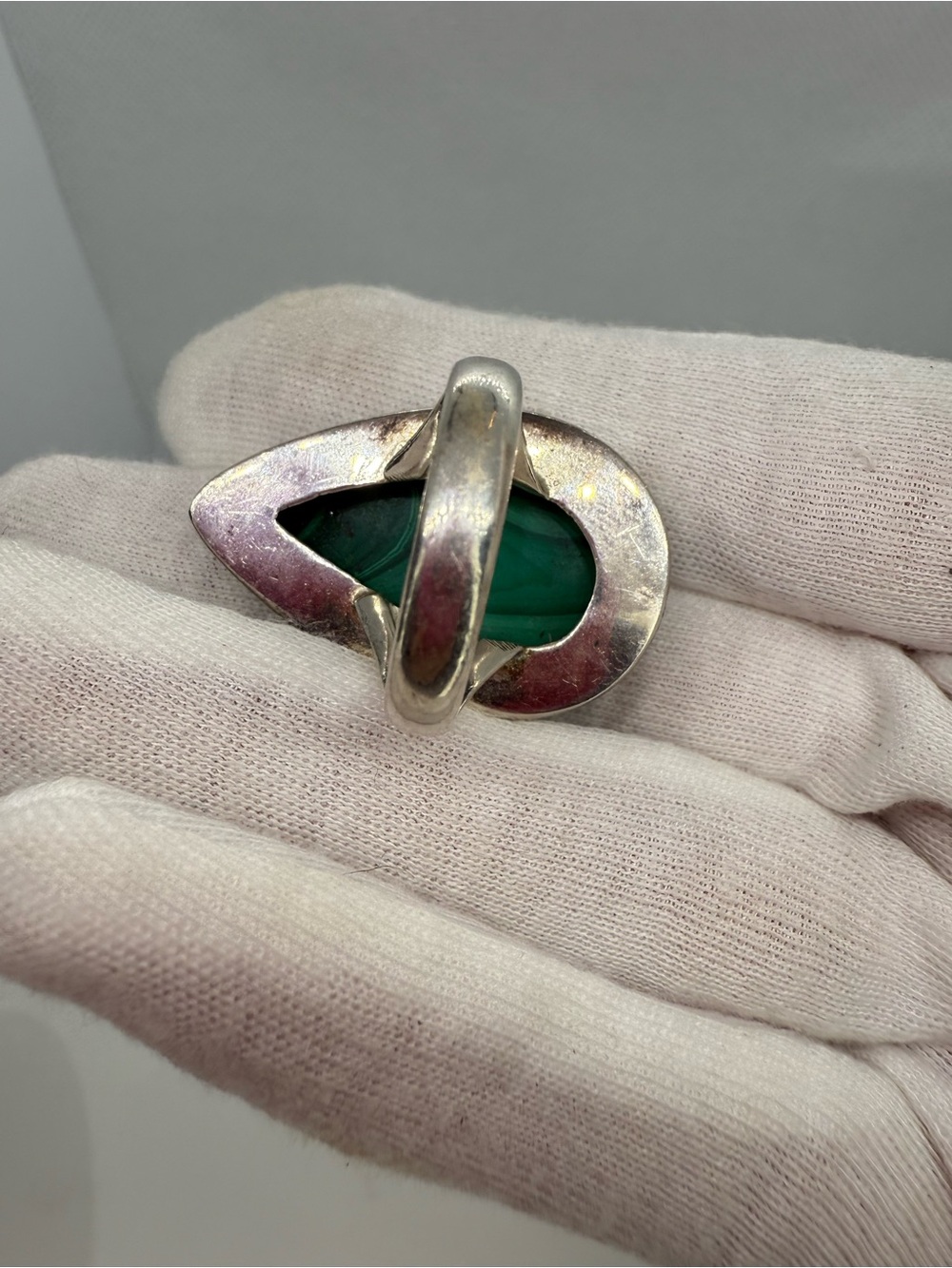 Southwestern Vintage Sterling Silver Malachite Statement Ring - Size 9 - Picture 16 of 16
